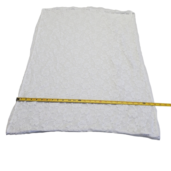 Women's Infinity Scarf White Floral Lace Lightweight All Season Scarf - Picture 7 of 12